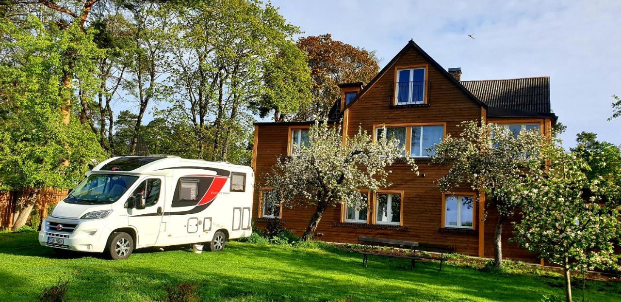 Guest House And Camping Jūrkalne Extérieur photo