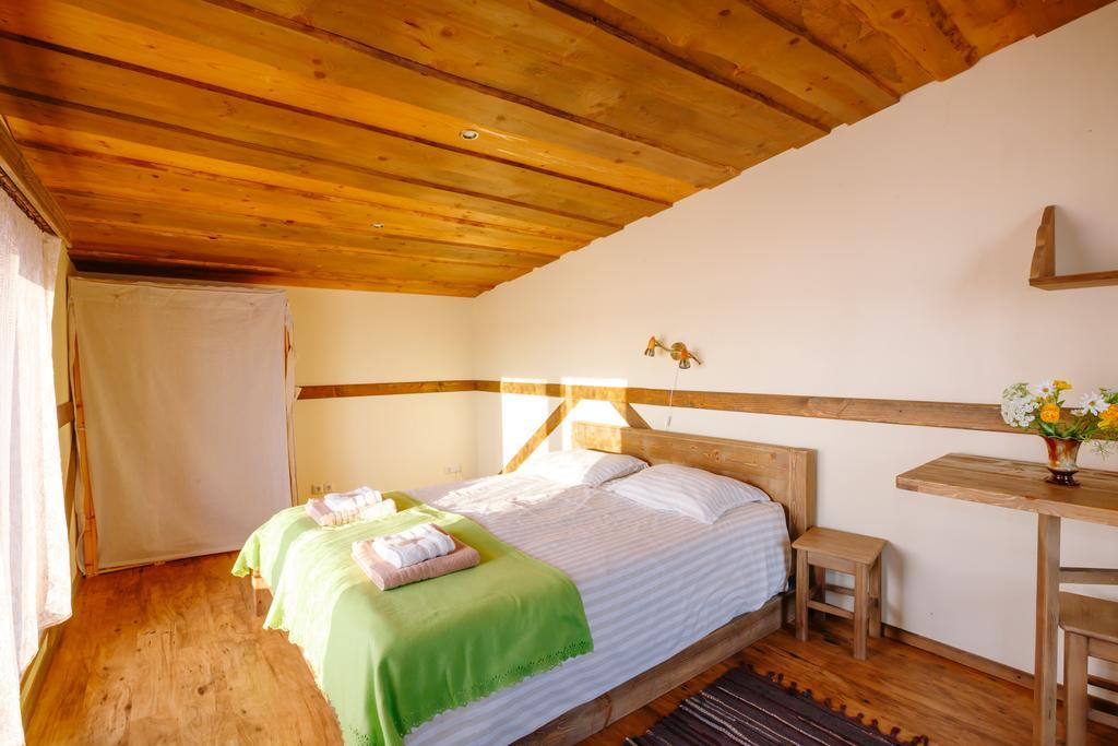 Guest House And Camping Jūrkalne Extérieur photo