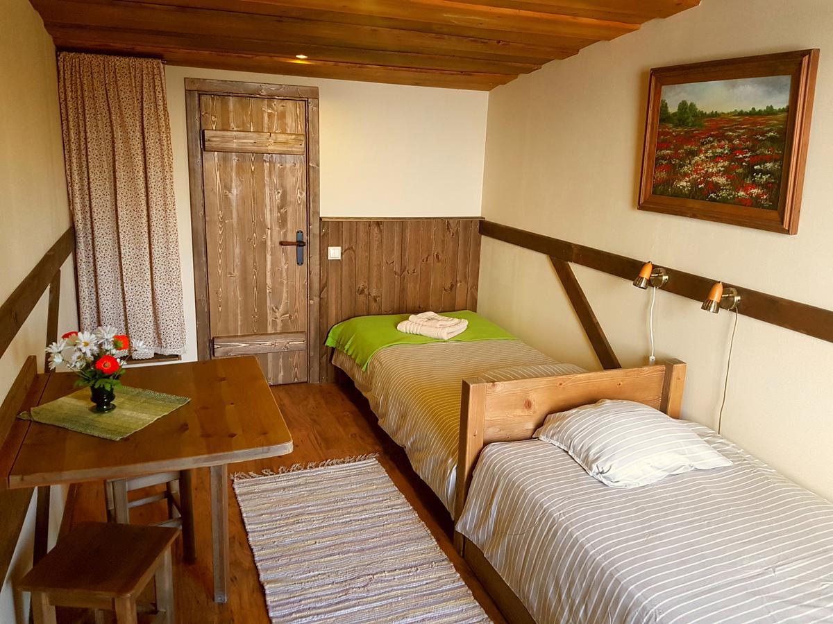 Guest House And Camping Jūrkalne Extérieur photo