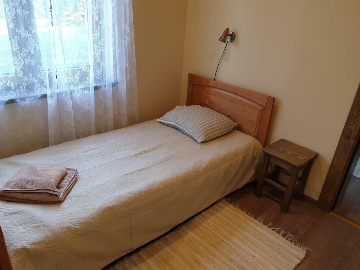 Guest House And Camping Jūrkalne Extérieur photo